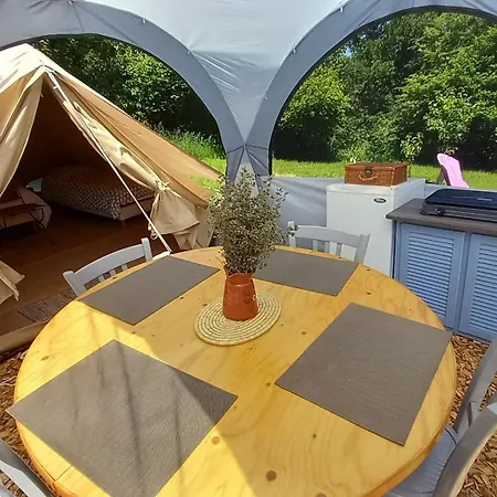Tente Insolite En Pleine Nature Treduder Exterior photo